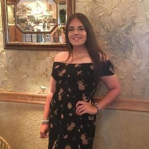 Meet your Posher, Victoria